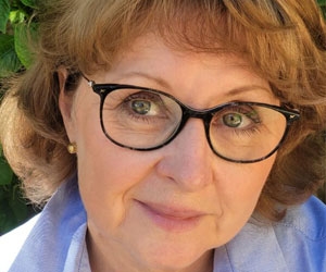 Sophie HALL Sophie HALL